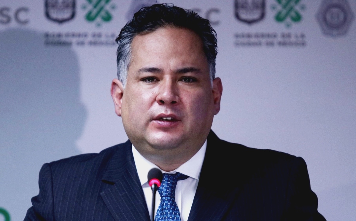 Santiago Nieto durante la conferencia de prensa en la Ciudad de México. (Cuartoscuro)