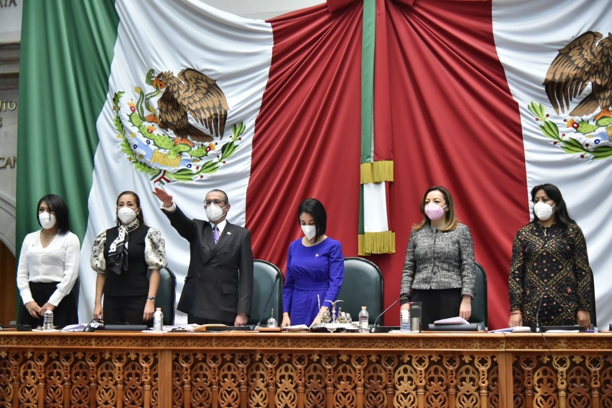 Son delitos que no requieren la presencia de los delincuentes.