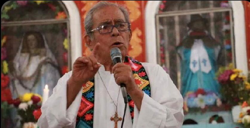 El obispo emérito de Tehuantepec, Arturo Lona Reyes. (Óscar Rodríguez)