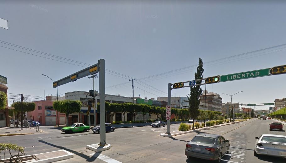 Resulta ciclista con lesiones graves tras choque con motociclista