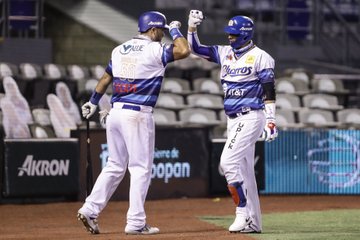 Los Charros de Jalisco despertaron y de la mano de Dariel Álvarez mostraron todo su potencial ofensivo. (Cortesía)