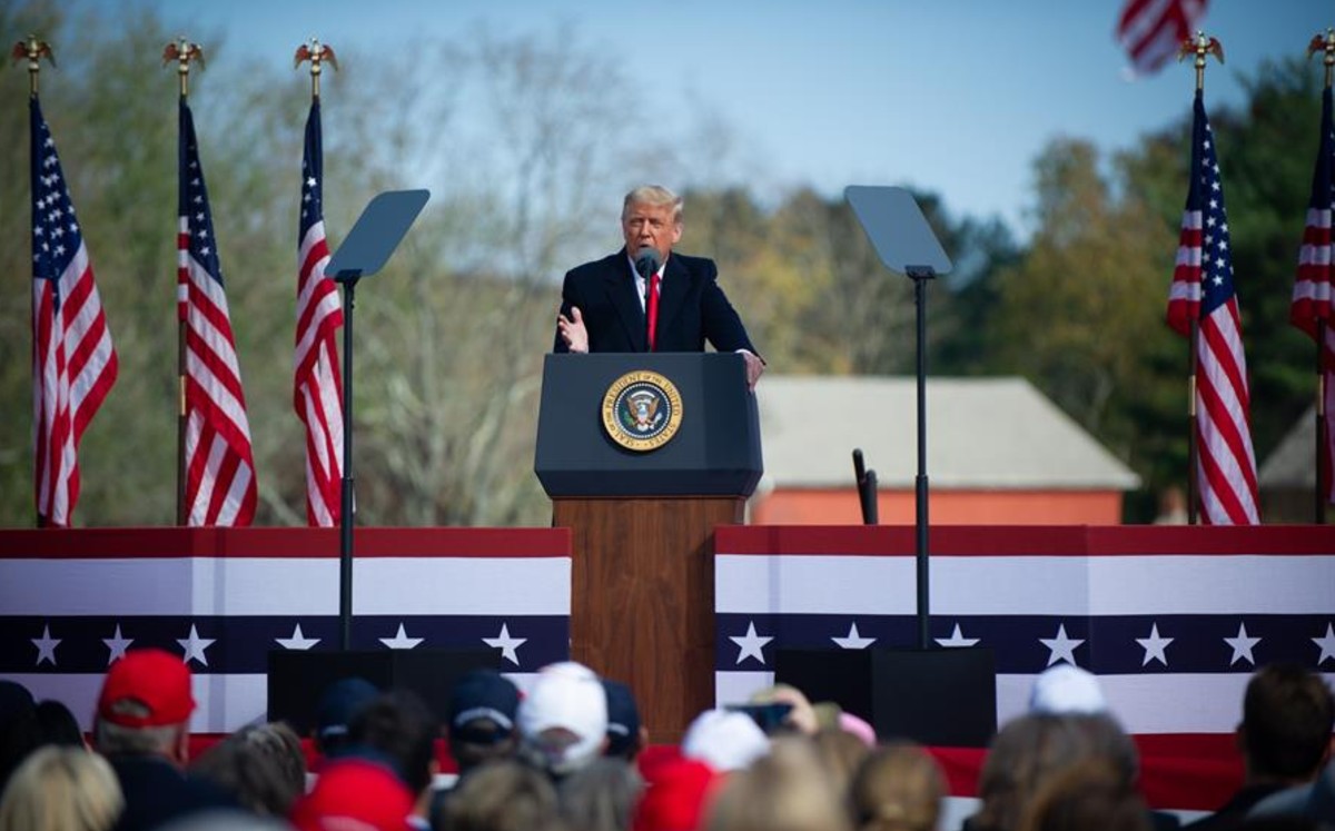 Donald Trump busca reelegirse como presidente de Estados Unidos otros cuatro años. (EFE)