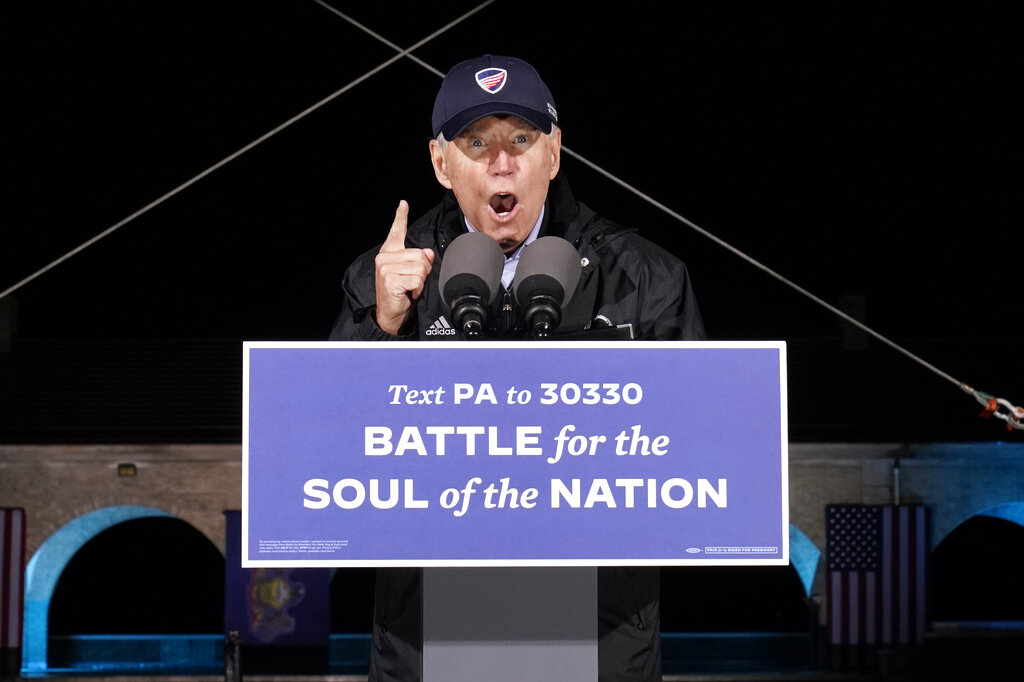 Joe Biden lidera las encuestas en las elecciones presidenciales de Estados Unidos. (AP)