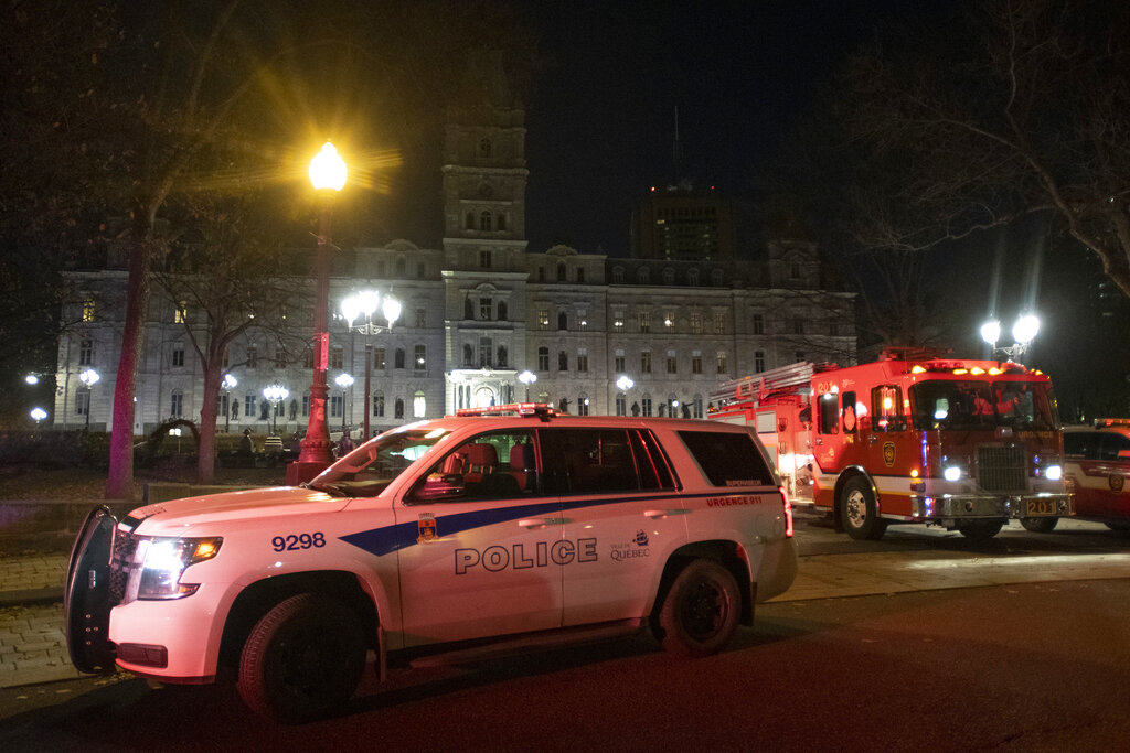 La  policía recibió el primer aviso sobre los apuñalamientos alrededor de las 22:30 horas. (AP)