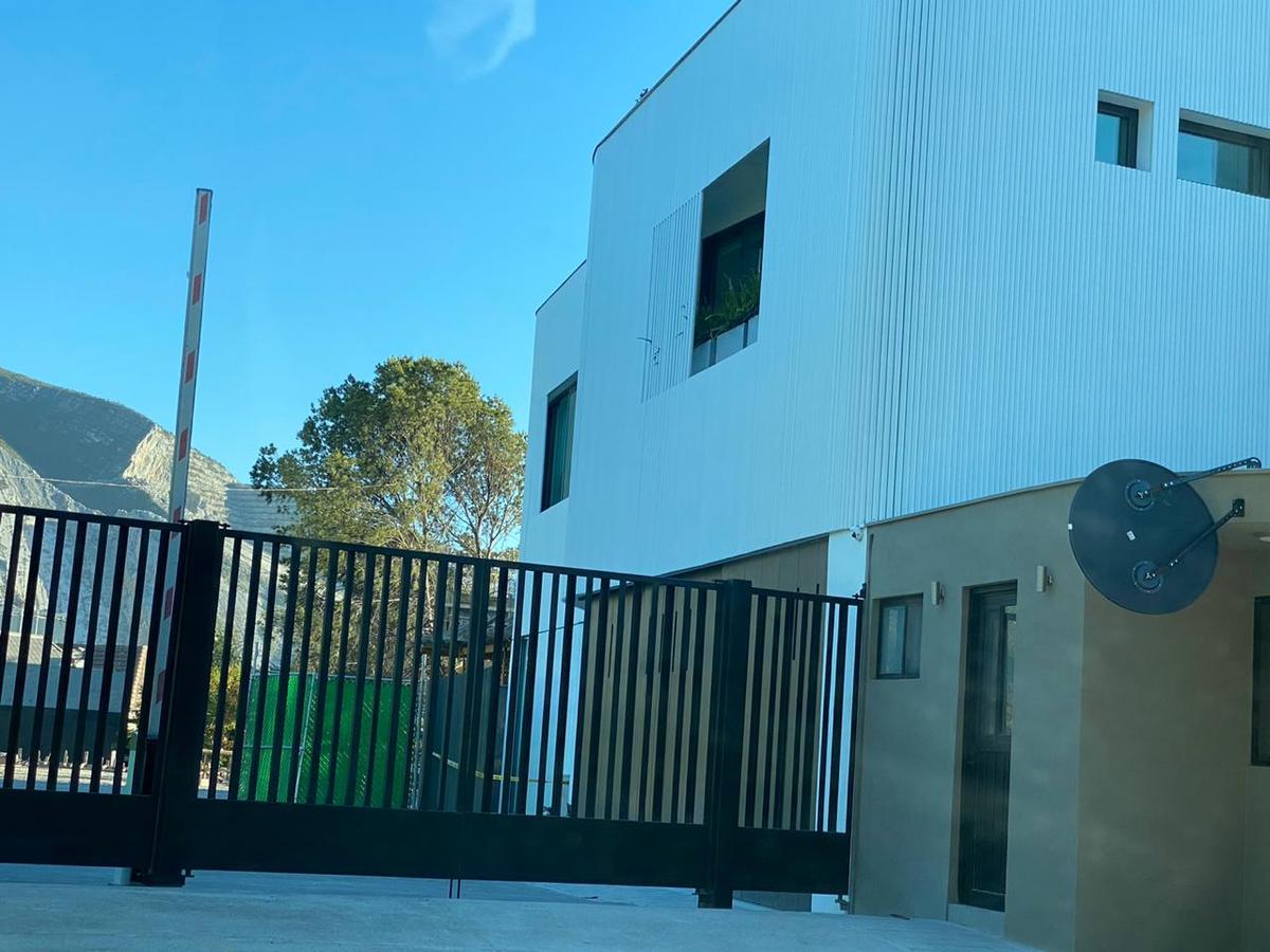 Omite Tec de Monterrey permisos para construir residencias. Foto: Especial.