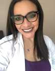 La dermatóloga Rossana trabaja en el Hospital Civil de Guadalajara en donde revisa a pequeños pacientes. Ella cuenta que una de sus enfermedades favoritas es la dermatitis del pañal y dentro de su profesión lo que más le agrada es que puede ayudar a salva