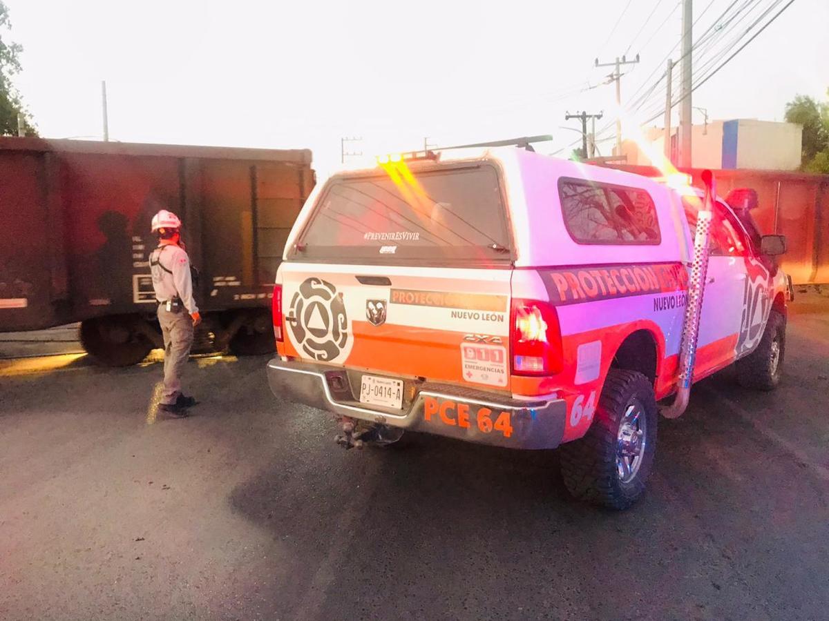 La mujer fue socorrida por elementos de Protección Civil del Estado. Foto: Especial