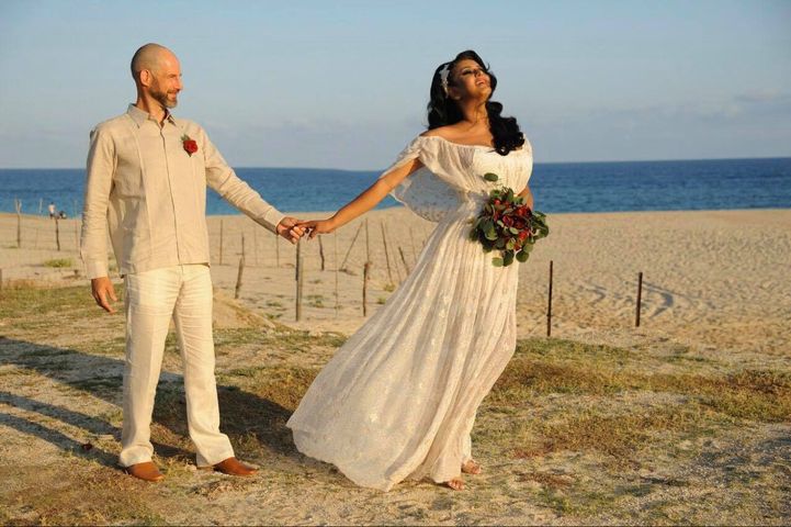 La boda se realizó en medio de medidas sanitarias para evitar los contagios de covid-19.