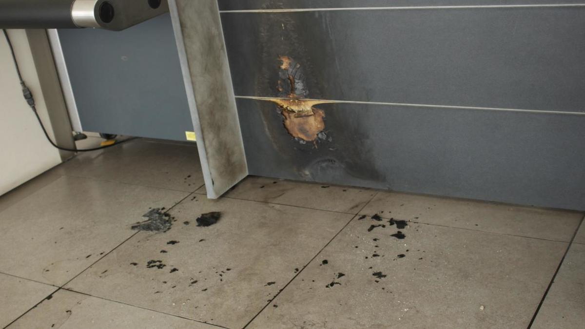 Un hombre intentó prenderle fuego a la base de la policía municipal de Zapopan (Cortesía)