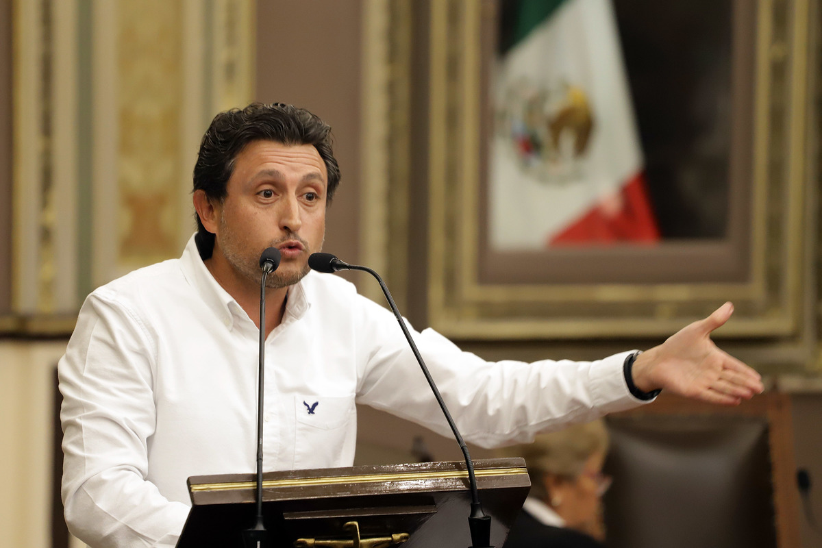 José Juan Espinosa durante sesión ordinaria del Congreso. (Agencia Enfoque/Archivo)