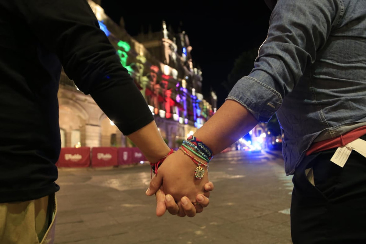 Aprueban Matrimonio Igualitario. (Andrés Lobato)