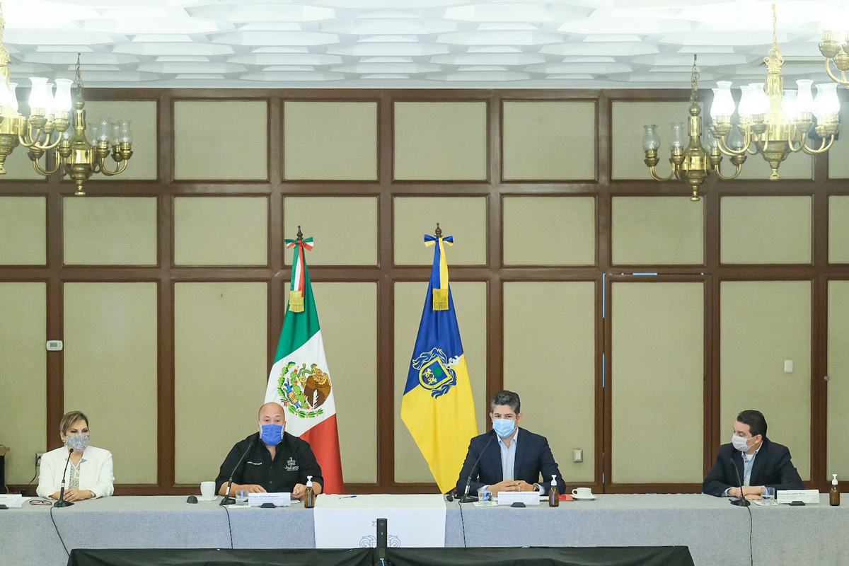 Presentaron la Estrategia de Educación Virtual (Twitter @EnriqueAlfaroR)