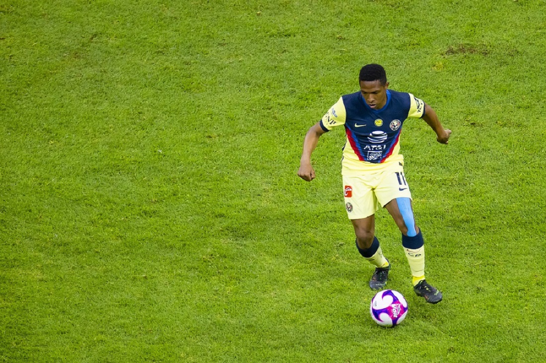 Andrés Ibargüen en un partido con América (Mexsport)