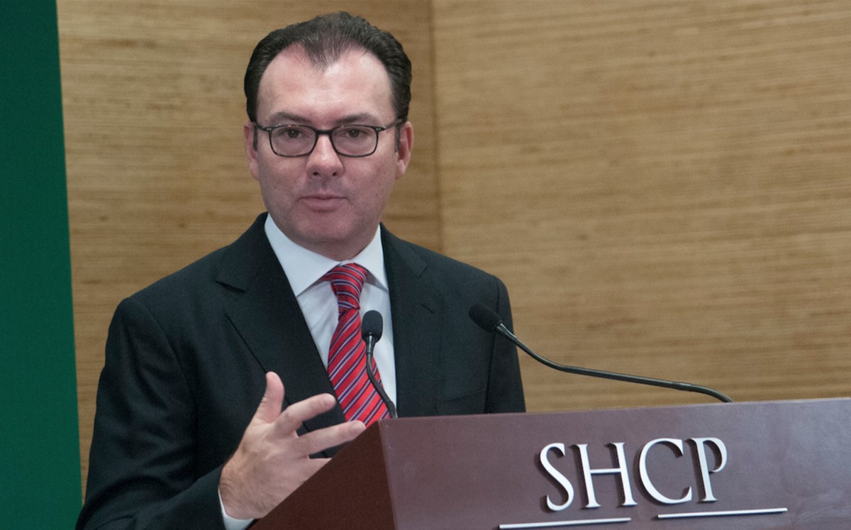 FGR se desiste de orden de captura contra Luis Videgaray, pero solicitará otra