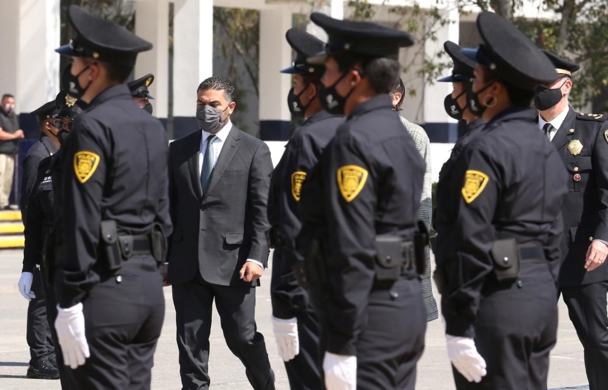 Omar García Harfuch encabezó la graduación en la Universidad de la Policía. | Octavio Hoyos