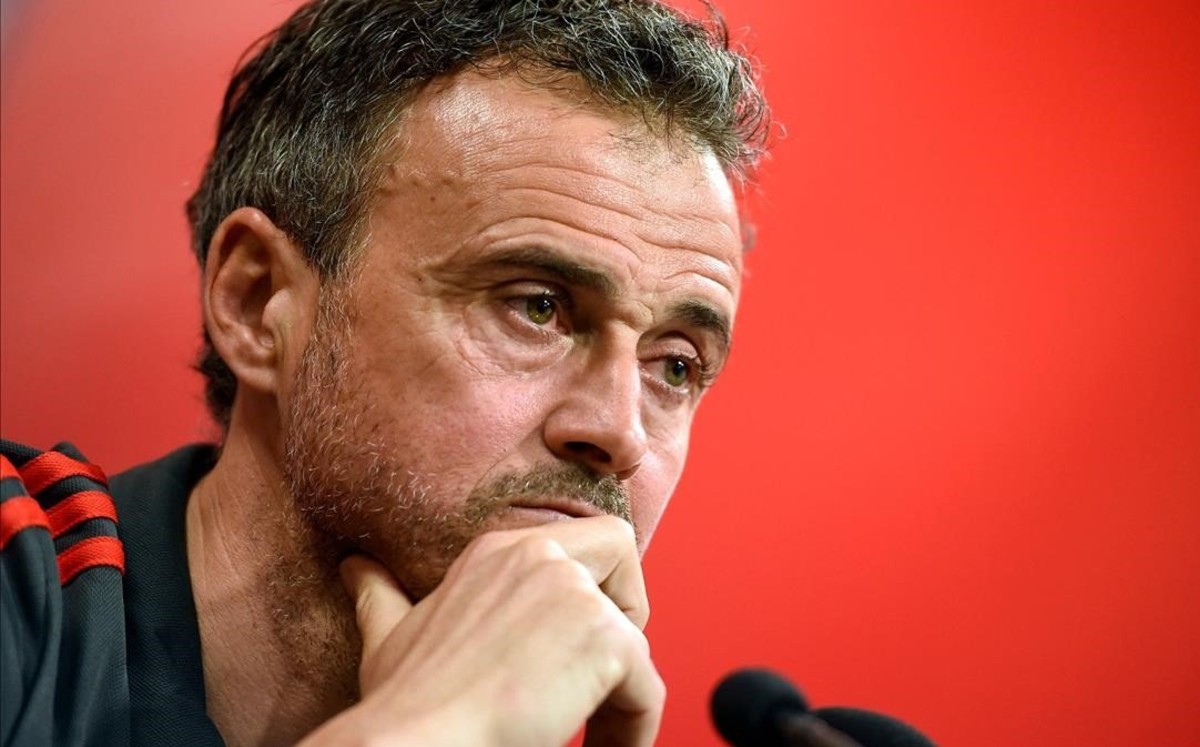Luis Enrique es criticado tras presentar convocatoria de España (AFP)