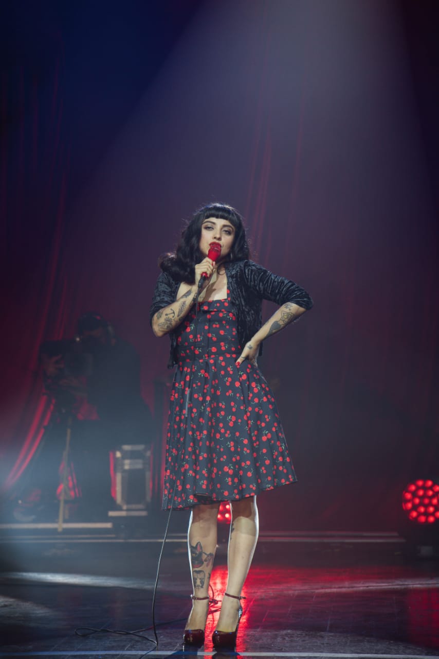 Desde el Teatro Fru Fru, Mon Laferte compartió sus éxitos con todos sus fans vía streaming (ESPECIAL).