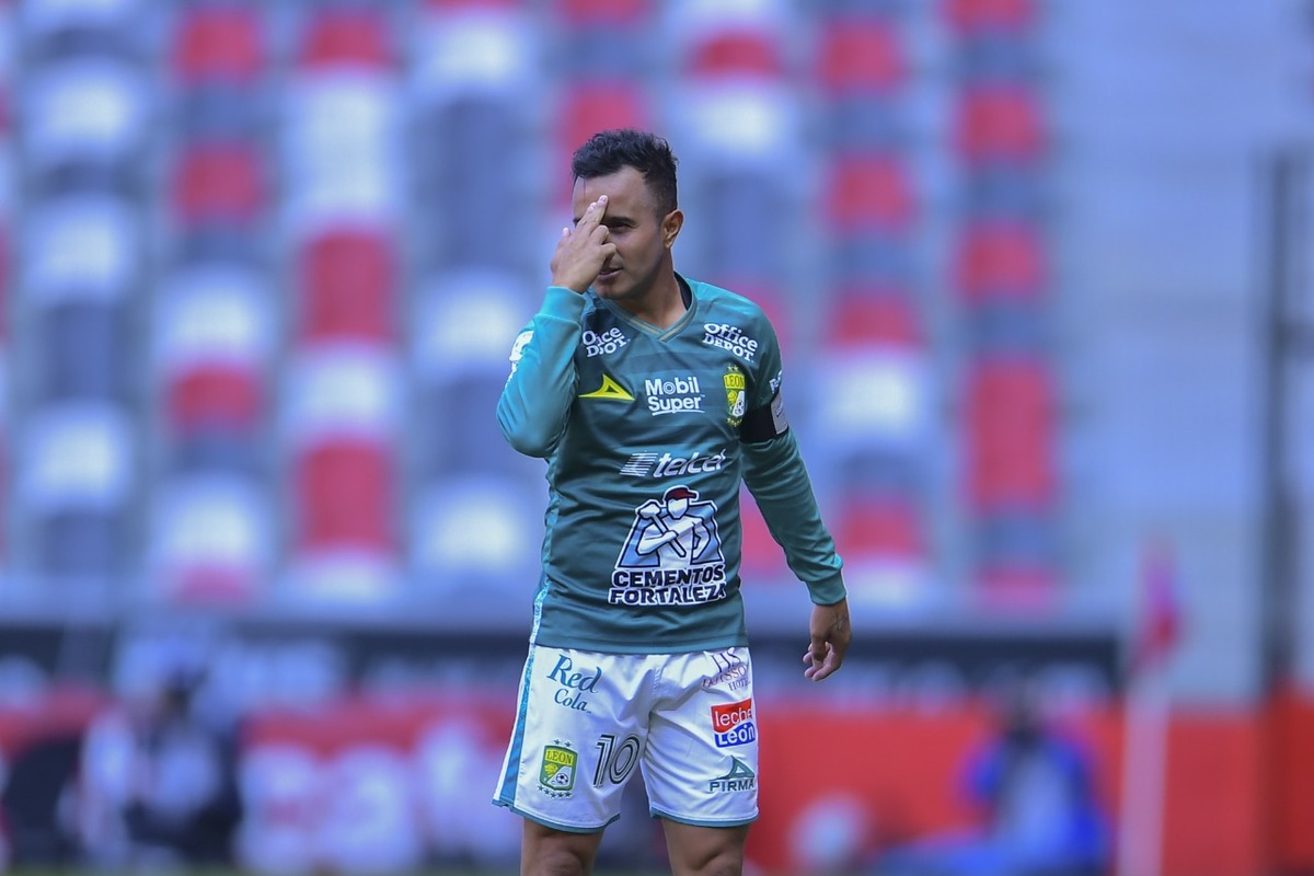 Luis Montes rescata el empate para León en Toluca. Foto: Mexsport