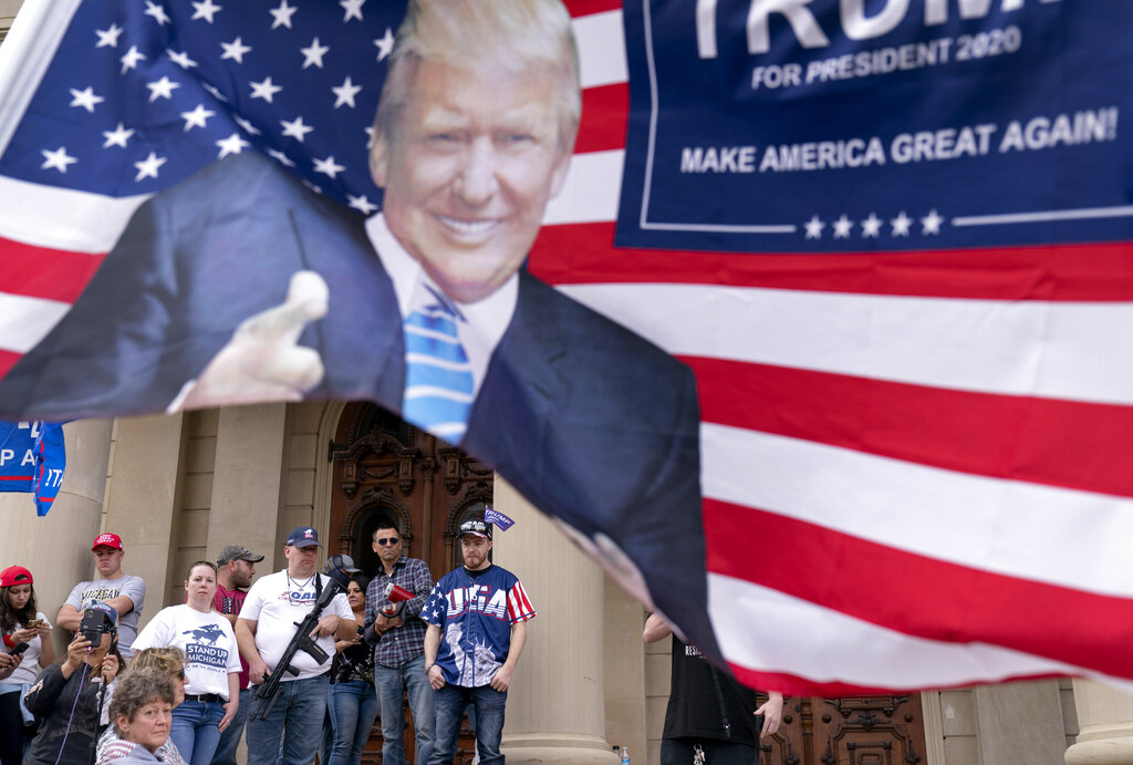 Los simpatizantes de Donald Trump aseguran que hubo fraude electoral para evitar el triunfo de mandatario. (AP)