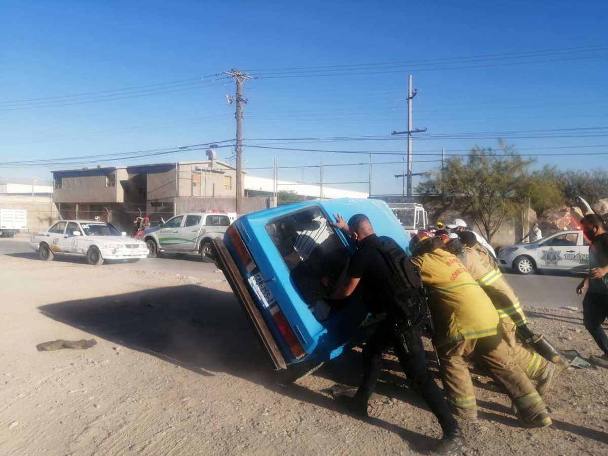 El accidente ocurrió cerca del Parque Industrial de Gómez Palacio. (Notivox Digital)
