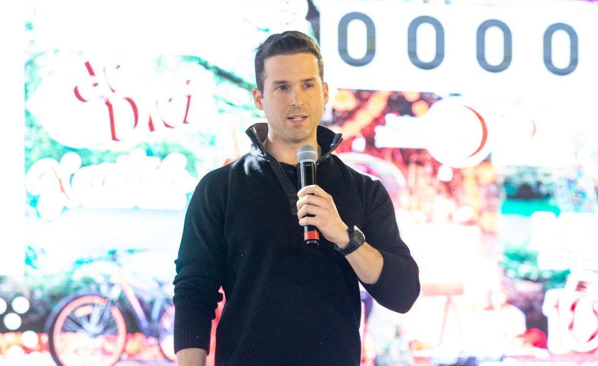 Memo Salinas, Empresario, emprendedor e influencer de redes sociales