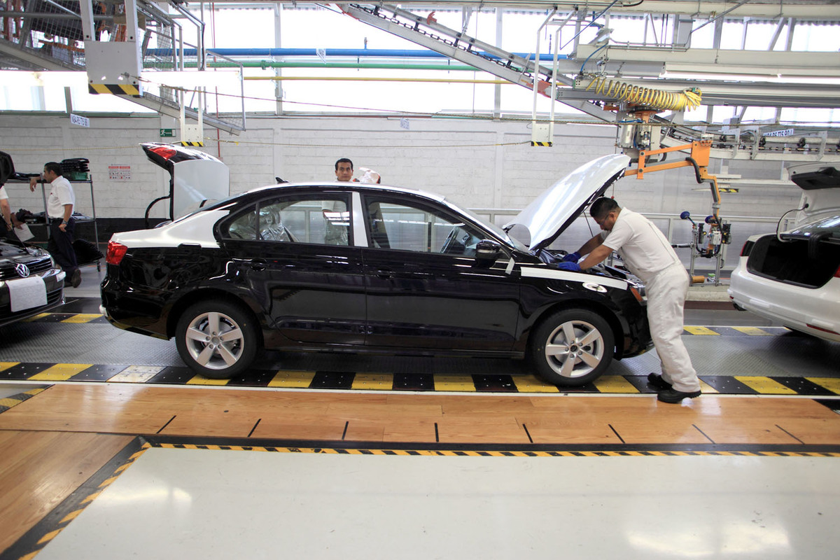 Repunta en Puebla producción automotriz. (Andrés Lobato)