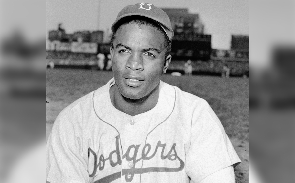 Jackie Robinson, el primer beisbolista afroamericano en ingresar a Grandes Ligas (AP)