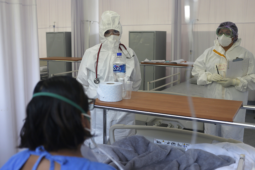 La misión del hospital es atender pacientes con neumonía moderada o grave. ( Ariana Pérez)