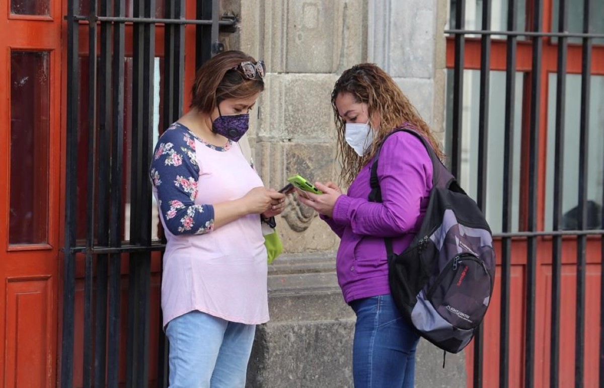 CdMx crea código QR para detectar posible contagio de covid-19 en negocios. | Jorge Carballo