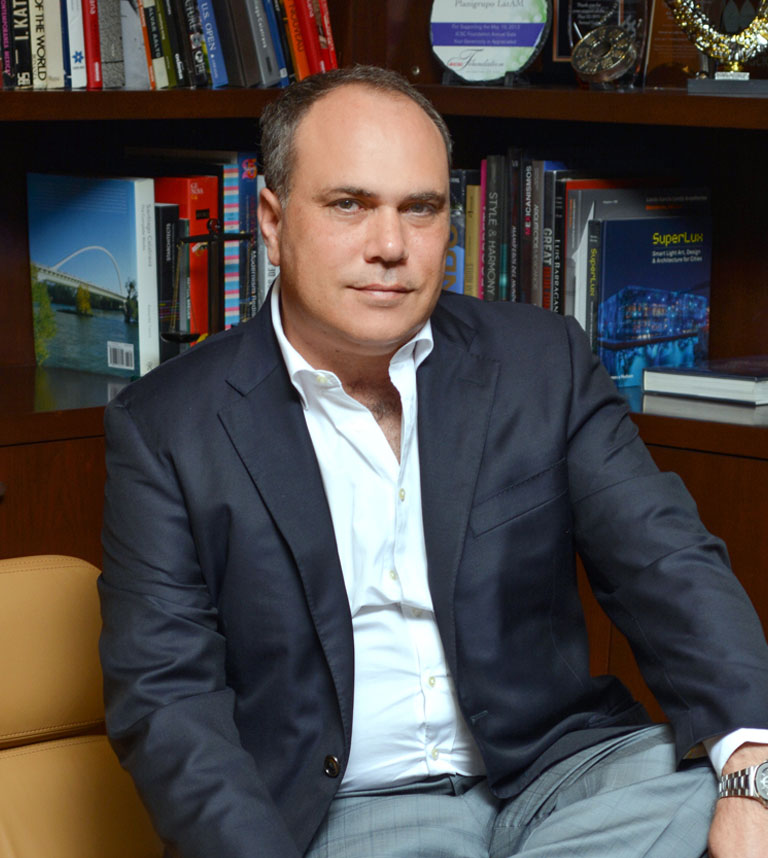 Elliott M. Bross considera que el sector de la construcción comercial tiene oportunidad de crecimiento. (Cortesía)