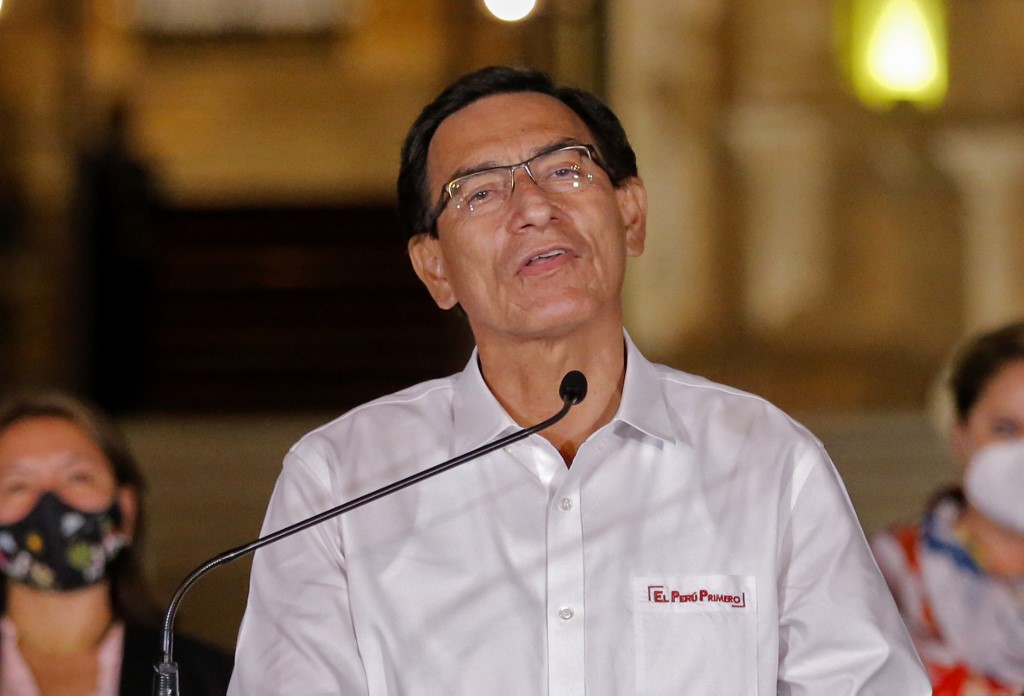 Martín Vizcarra fue destituido como presidente de Perú por el Congreso. (AFP)