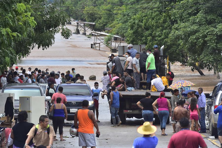 El organismo de Protección Civil ha elaborado un plan que conlleva evacuaciones voluntarias. (EFE)