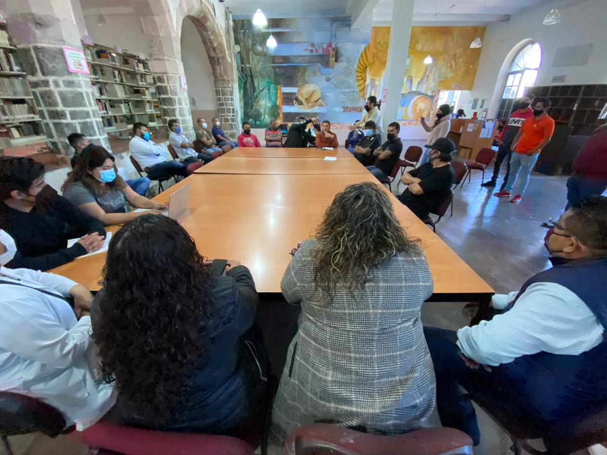 reunión de autoridades municipales y estatales con representantes de ligas deportivas. (Francisco Villeda)