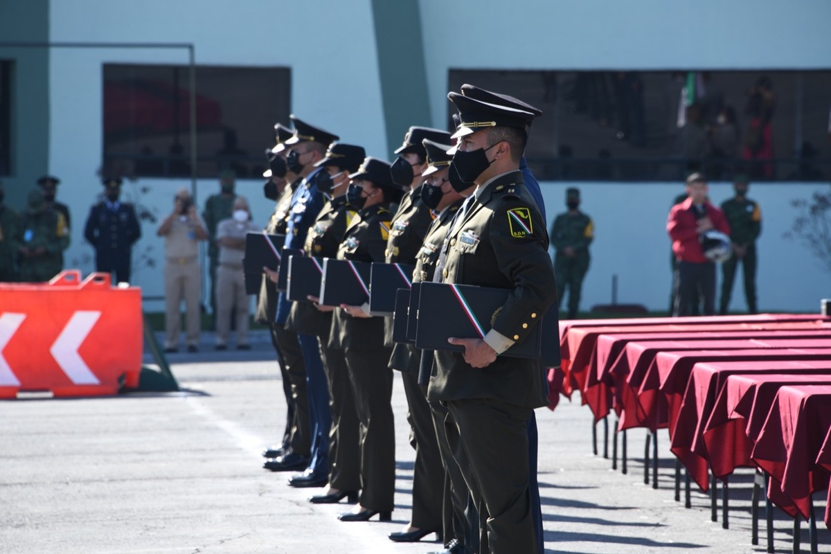 Durante un ensayo realizado hoy en el Campo Militar 1-A, se informó que se incluirá la representación de algunas escenas históricas. (Verónica Díaz)