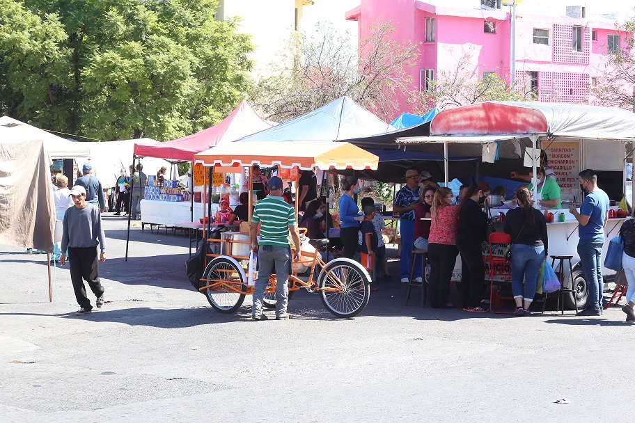 Mercados rodantes en Nuevo León. Foto: Raúl Palacios.