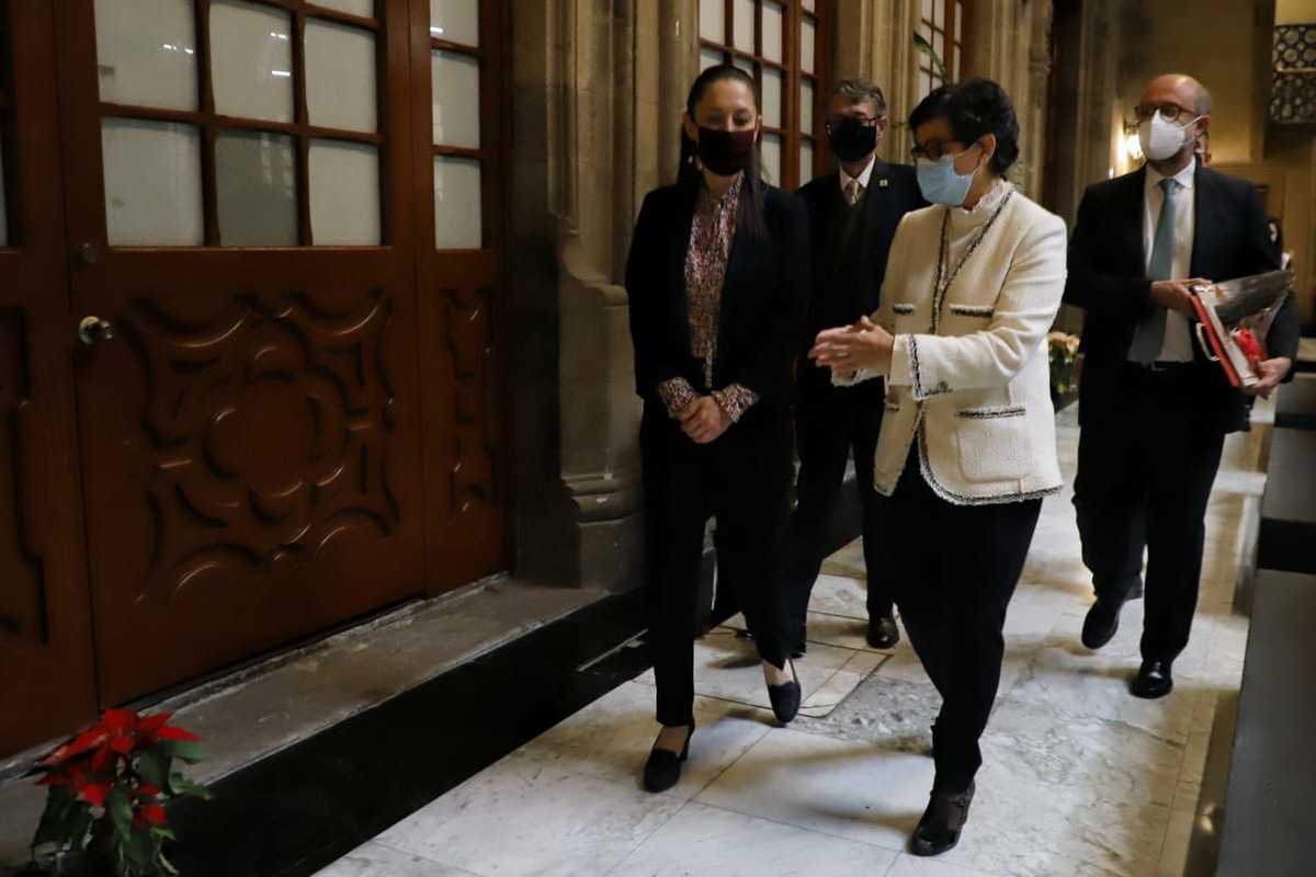Claudia Sheinbaum se reúne con ministra de asuntos exteriores de España | Especial