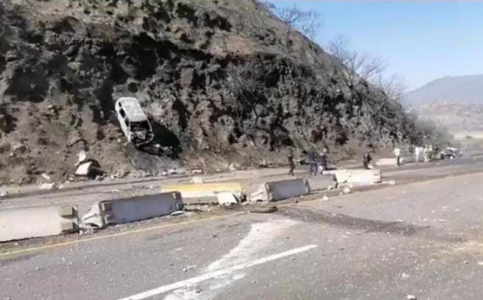 Mueren tres guanajuatenses durante explosión de pipa en Nayarit