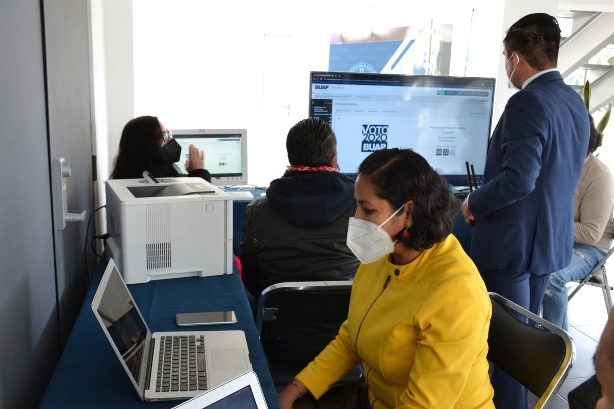 Proceso electoral virtual. (Especial)