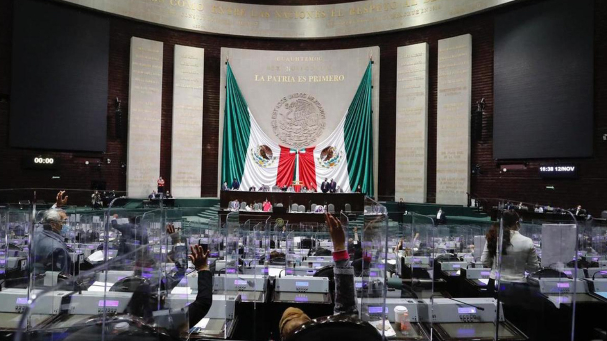 INE pospone reglas para reelección de diputados en 2021