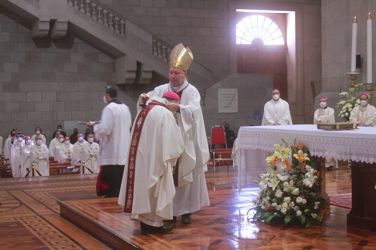 La ceremonia se realizó esta tarde. (Especial)