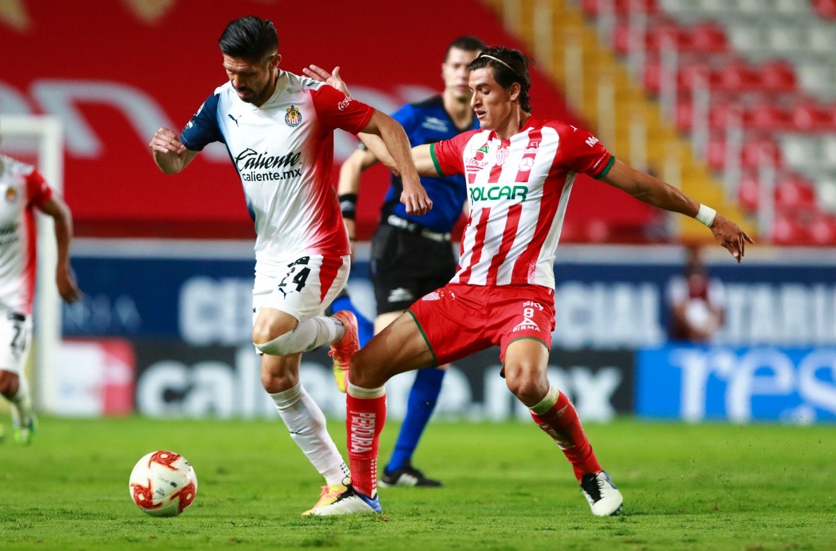 Chivas y Necaxa se enfrentarán en el repechaje (Imago 7)