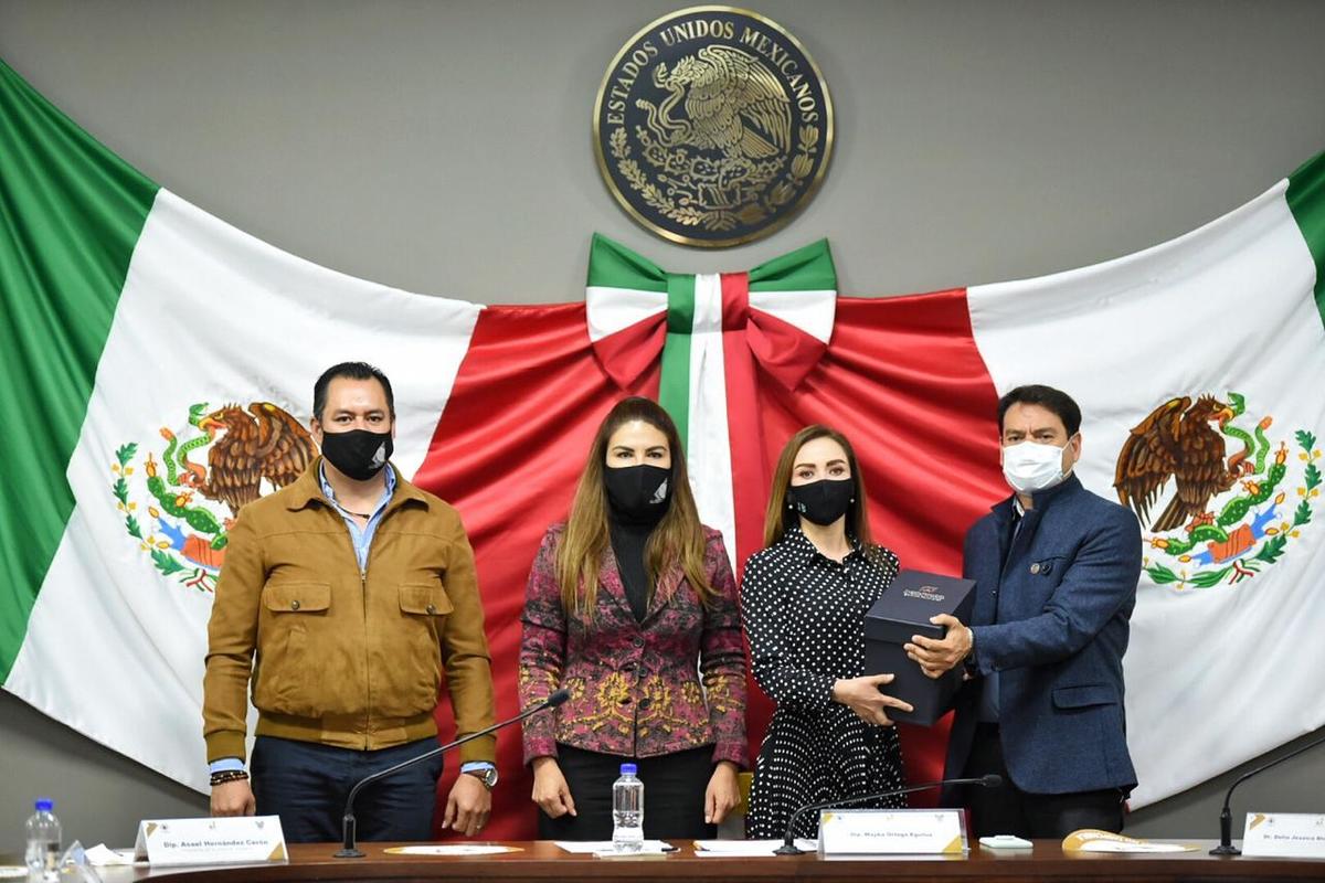 Entrega del Paquete Hacendario para el ejercicio fiscal 2021. (Cortesía)