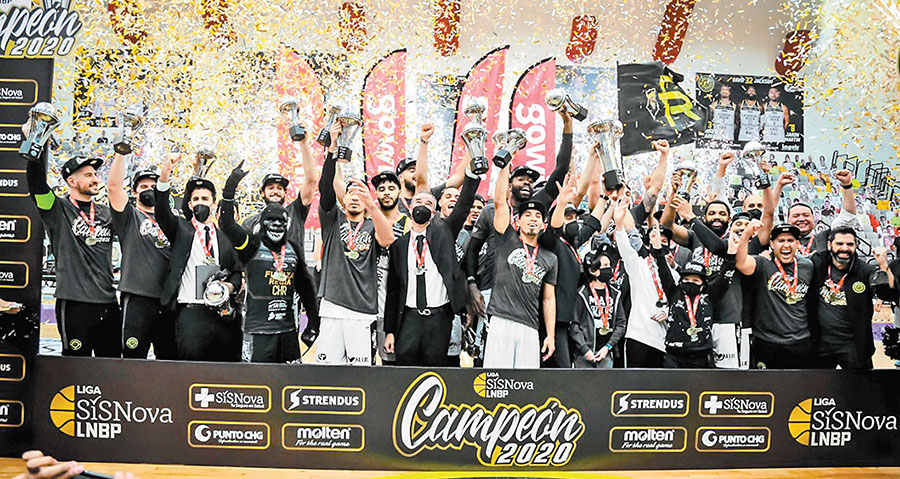 La coronación de Fuerza Regia como monarca de la LNBP. (Cortesía Fuerza Regia)