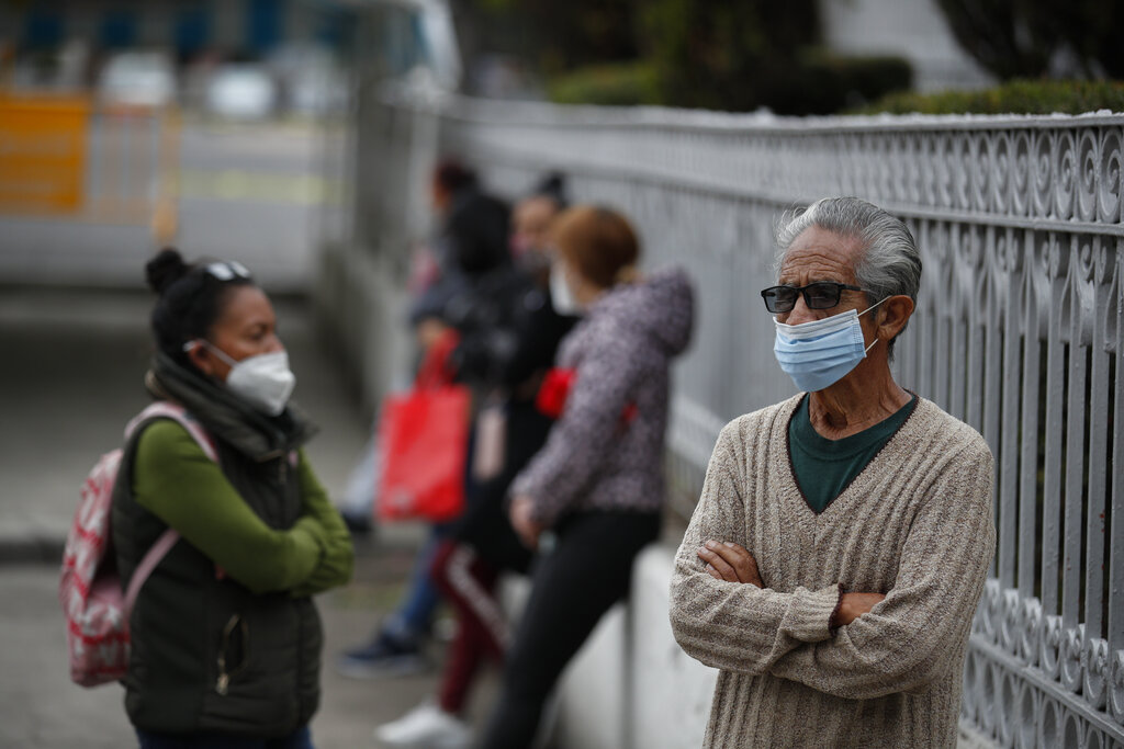 El coronavirus en México ya ha superado hasta en 100 mil muertos. (AP)