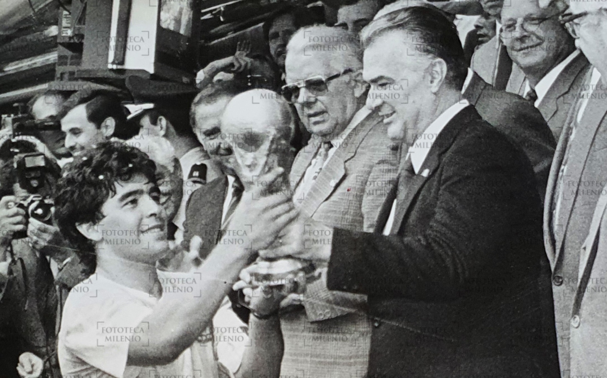 Diego Maradona, campeón con Argentina en el Mundial de México 1986 (Fototeca Milenio)