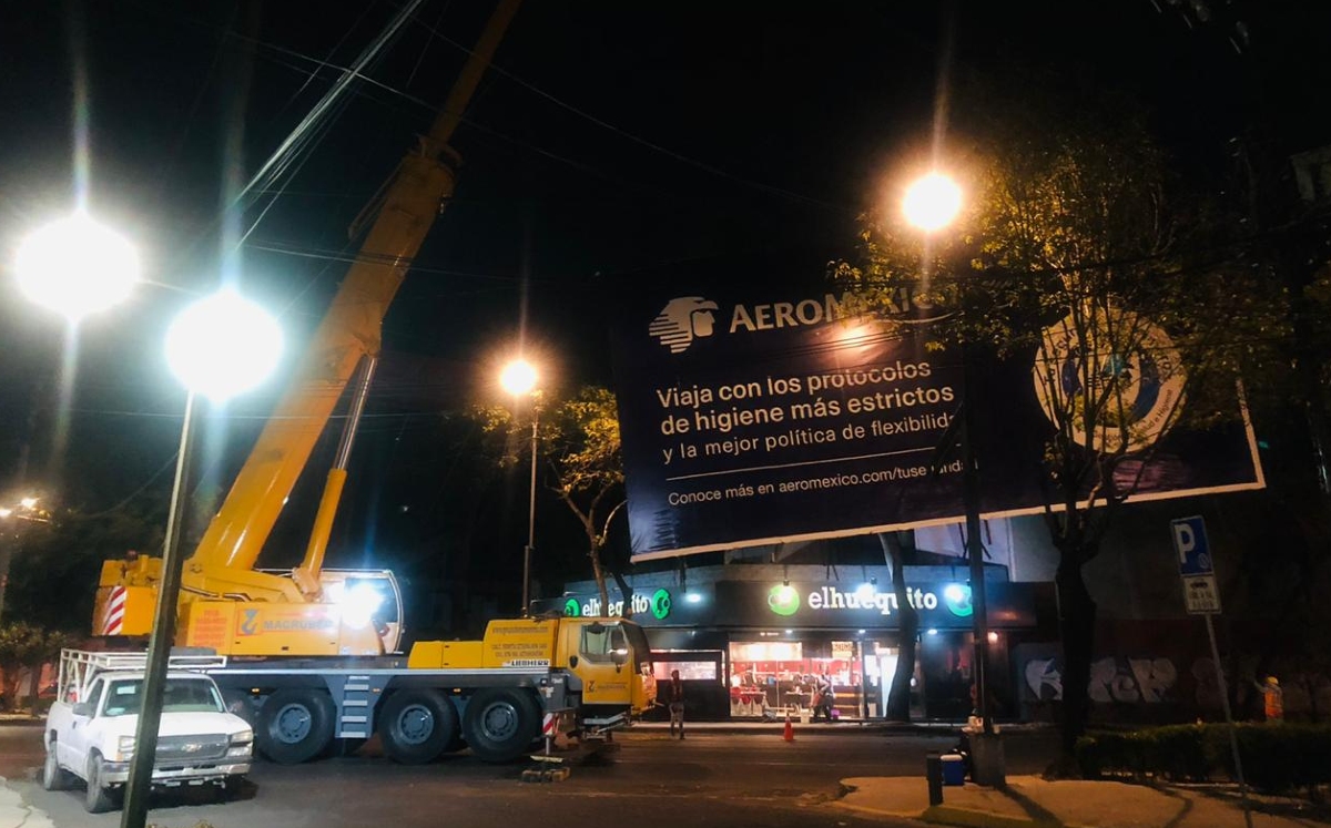 Los anuncios fueron retirados ayer por la noche. (Especial)