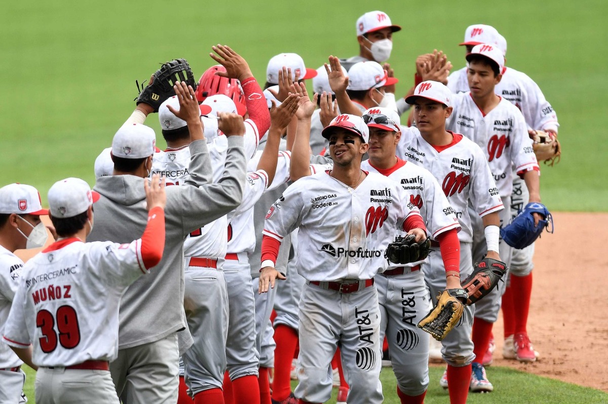 Daniel Fernández con rally de seis carreras gana el segundo de la serie (Especial)
