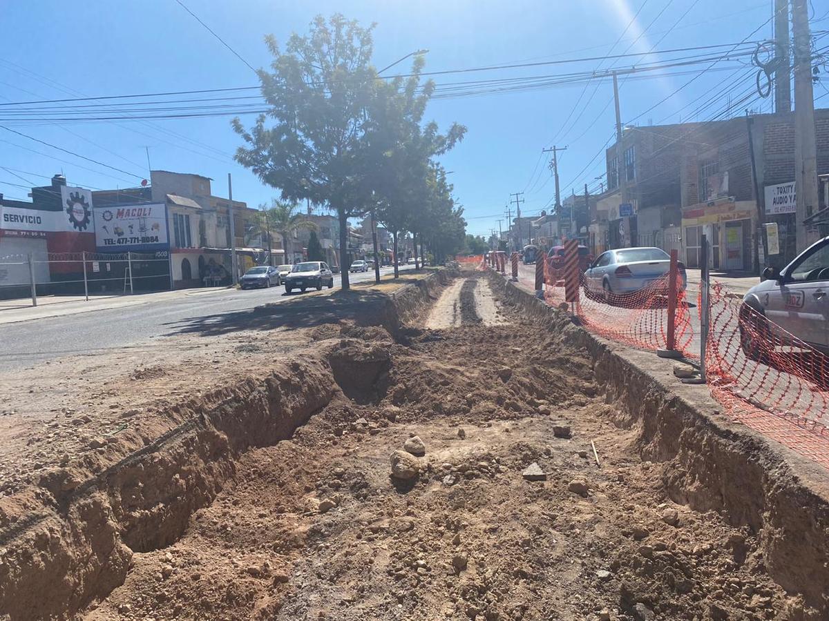 Obras en bulevar San Pedro