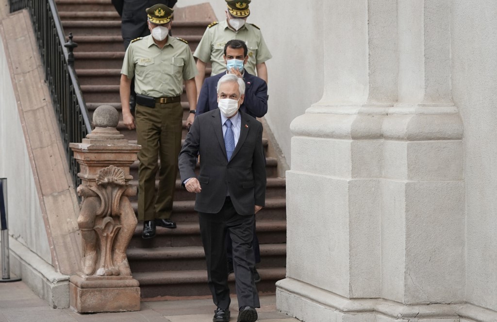 Sebastián Piñera se ha mostrado contra el retiro del dinero en fondos para el retiro. (AFP)