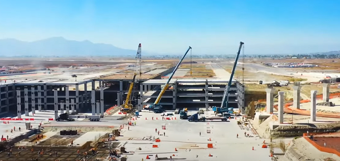 Avances en la construcción del aeropuerto de Santa Lucía. (Especial)